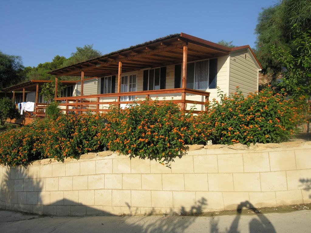 Villaggio Marinella Direttamente Sul Mare 이솔라 카포 리주토 객실 사진